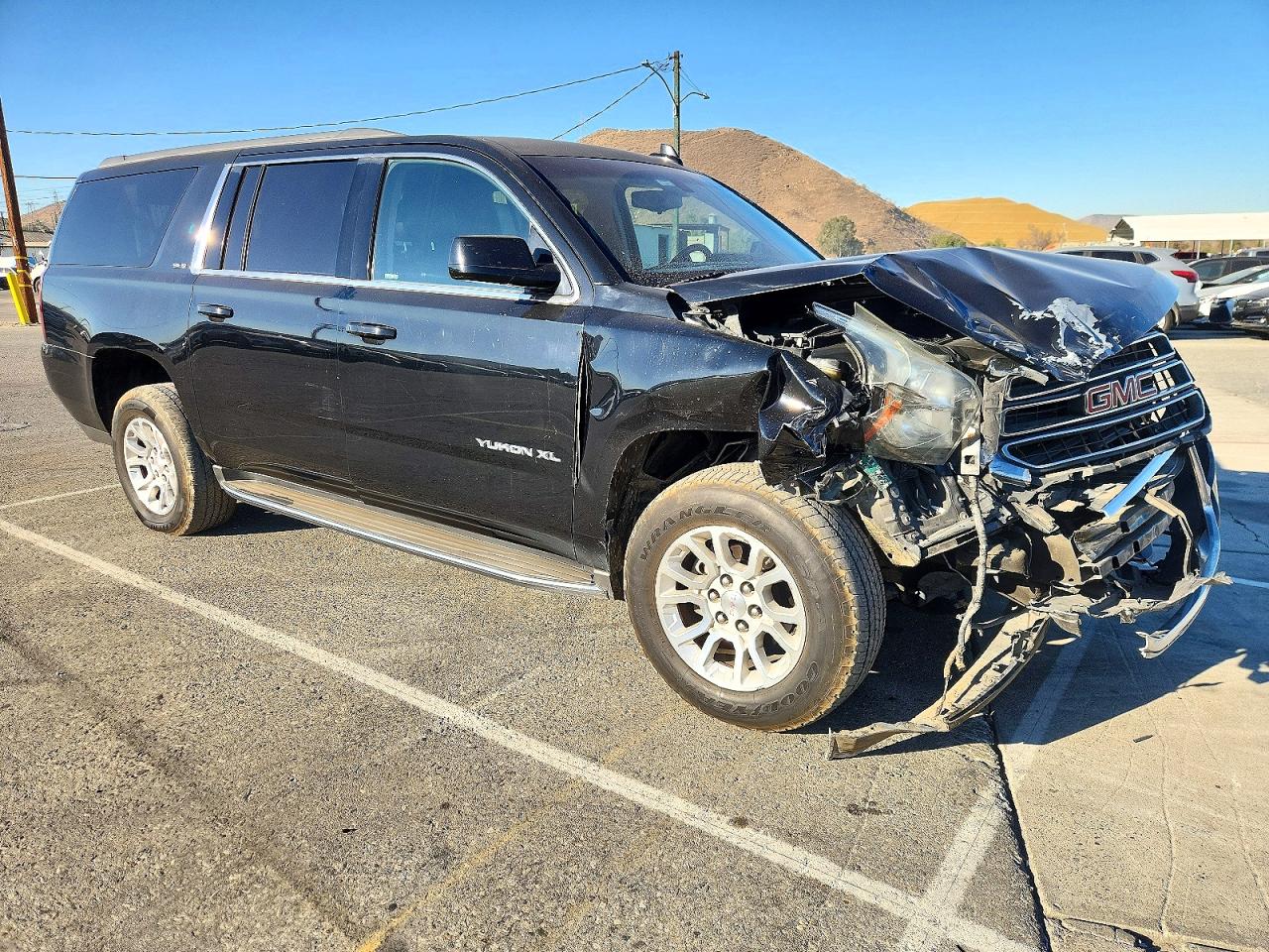 2017 GMC YUKON K1500 SLE | 1GKS2FKC4HR214398 | UPCARS