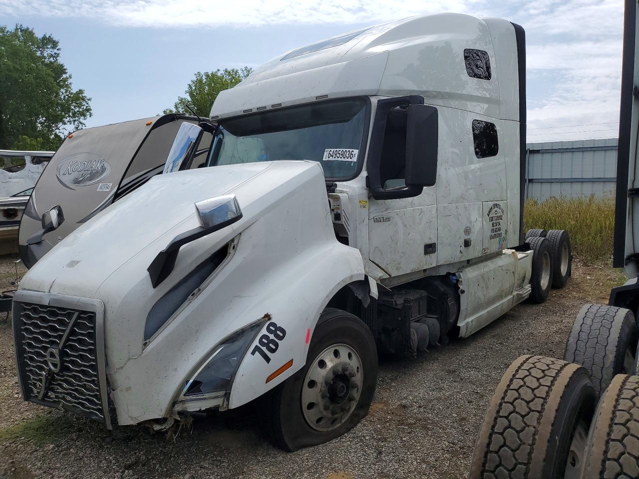 2019 VOLVO VN SEMI TRUCK | 4V4NC9TJ8KN193949 | UPCARS