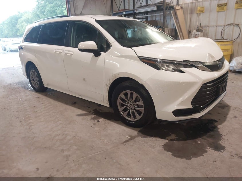 2022 TOYOTA SIENNA LE | 5TDKRKEC5NS103223 | UPCARS