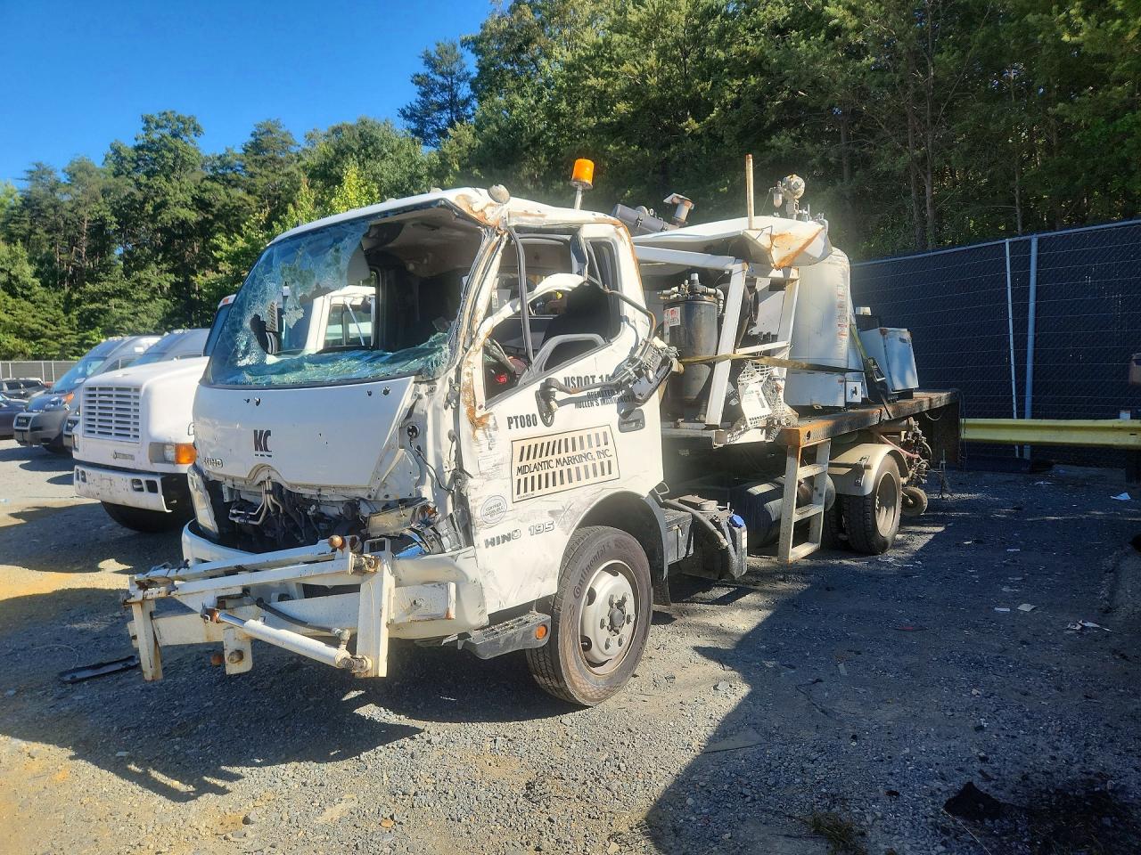 2016 HINO ALL OTHER - UTILITY / SERVICE BED | JHHHDM2H7GK001935 | UPCARS