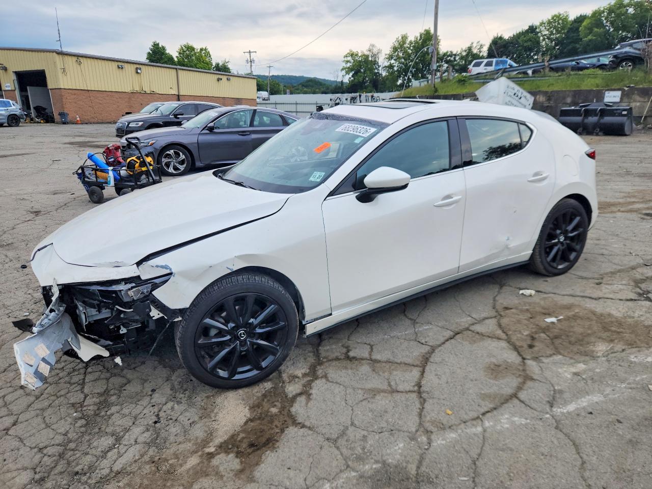2023 MAZDA 3 PREMIUM | JM1BPBMM0P1601099 | UPCARS