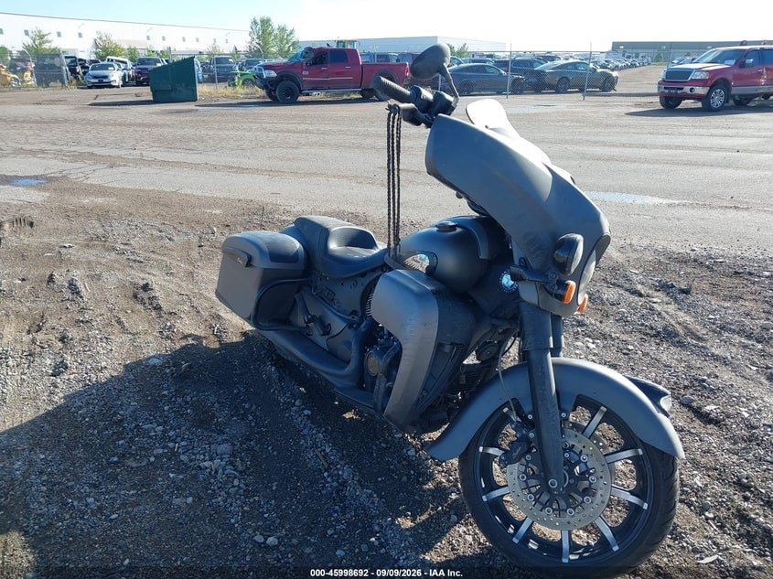 2020 INDIAN MOTORCYCLE CO. CHIEFTAIN DARK HORSE | 56KTCDBB2L3392017 | UPCARS