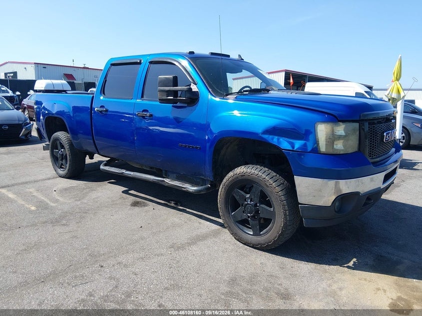 2011 GMC SIERRA 2500HD SLT | 1GT121C81BF259120 | UPCARS