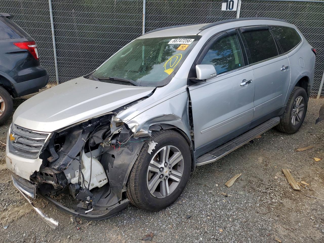 2015 CHEVROLET TRAVERSE LT | 1GNKRGKD2FJ110078 | UPCARS
