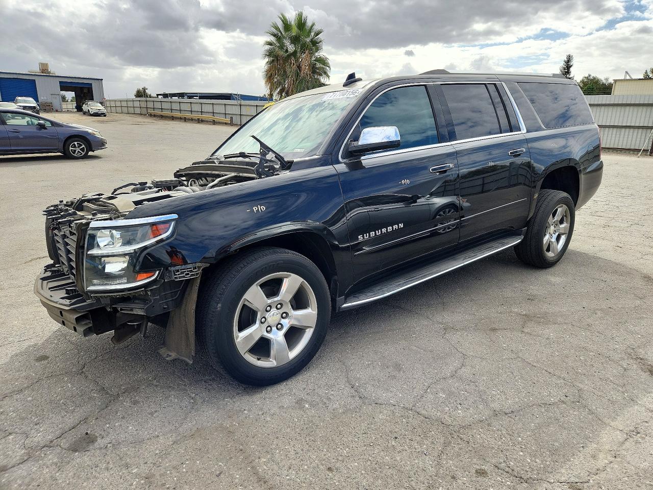 2017 CHEVROLET SUBURBAN C1500 PREMIER | 1GNSCJKC7HR156077 | UPCARS