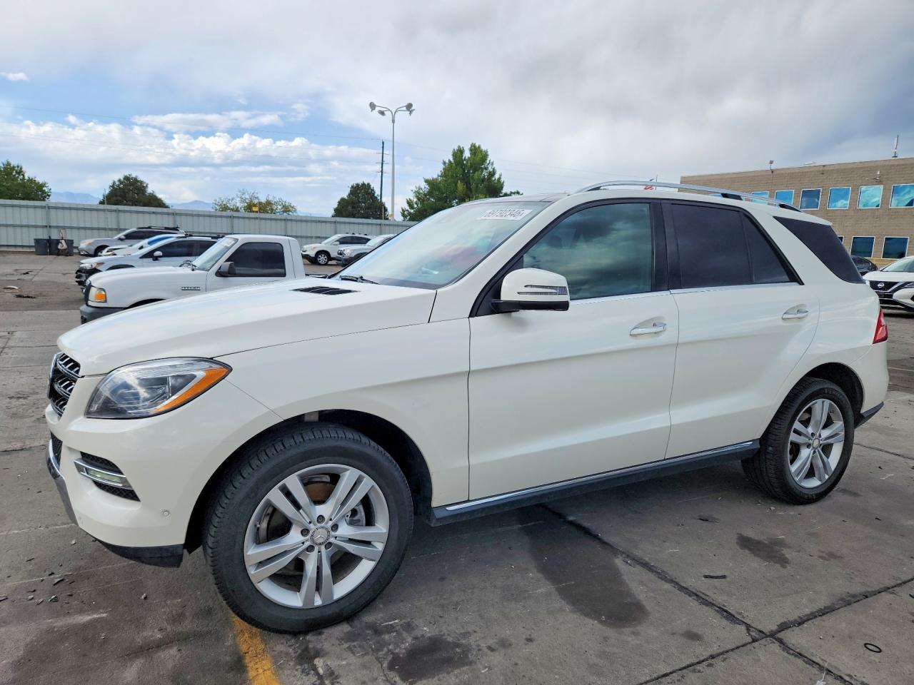 2015 MERCEDES-BENZ M-CLASS 350 4MATIC | 4JGDA5HB1FA560903 | UPCARS
