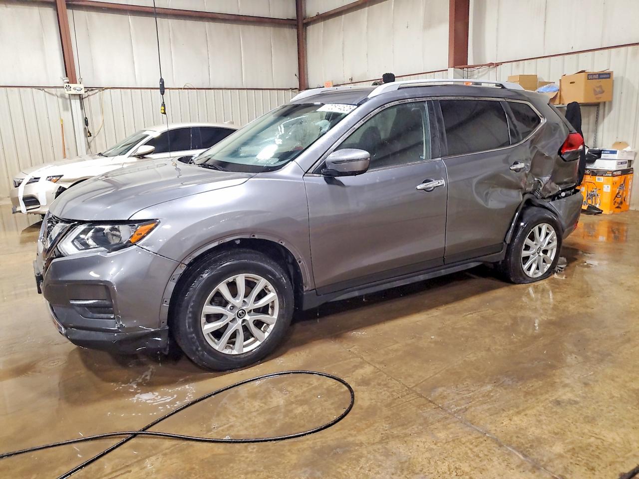 2018 NISSAN ROGUE SV | JN8AT2MV8JW310235 | UPCARS