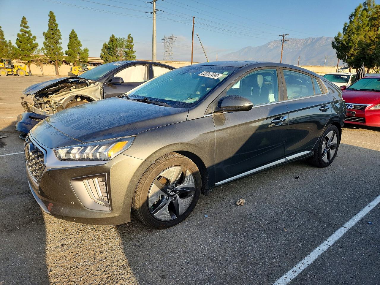 2022 HYUNDAI IONIQ LIMITED | KMHC05LC3NU265829 | UPCARS