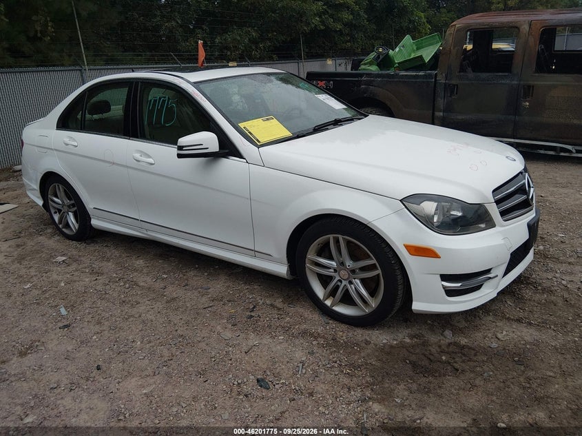 2014 MERCEDES-BENZ C 300 SPORT 4MATIC | WDDGF8AB2EG237301 | UPCARS