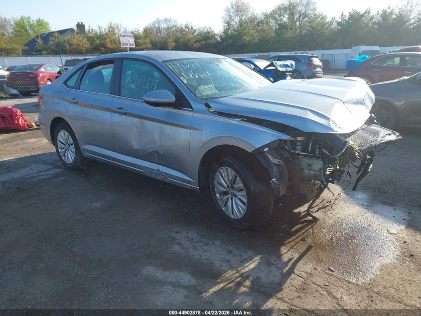 2019 VOLKSWAGEN JETTA 1.4T R-LINE/1.4T S/1.4T SE | 3VWC57BU0KM194243 | UPCARS