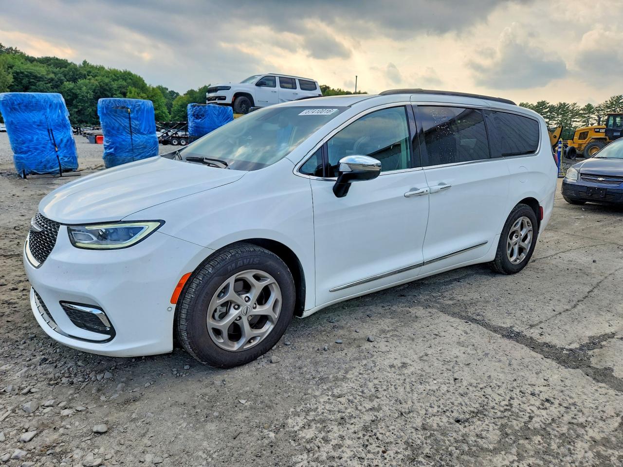 2023 CHRYSLER PACIFICA LIMITED | 2C4RC1GG7PR575025 | UPCARS