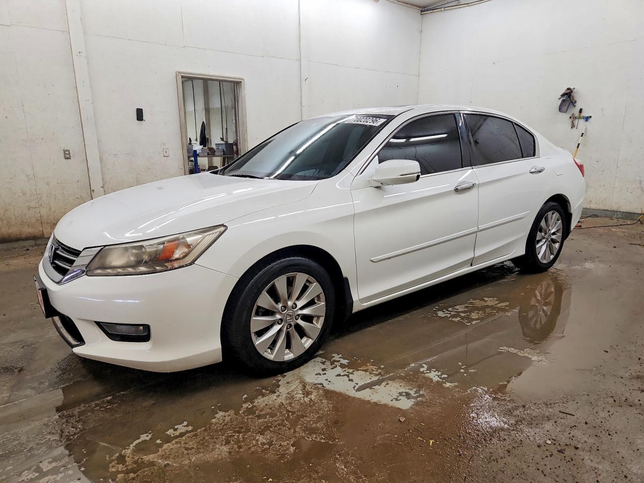 2014 HONDA ACCORD TOURING | 1HGCR3F9XEA007180 | UPCARS