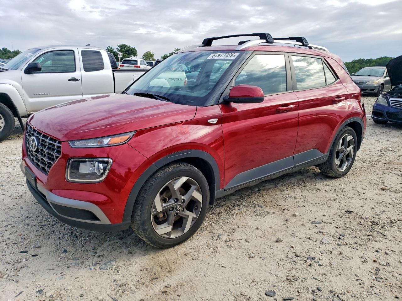 2024 HYUNDAI VENUE SEL | KMHRC8A35RU307204 | UPCARS