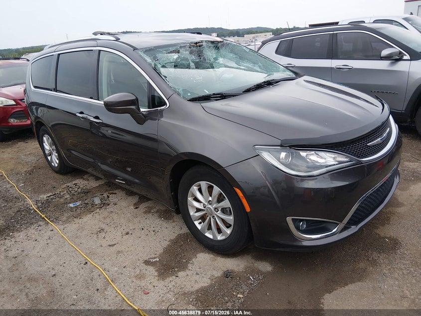 2019 CHRYSLER PACIFICA TOURING L | 2C4RC1BG1KR651144 | UPCARS
