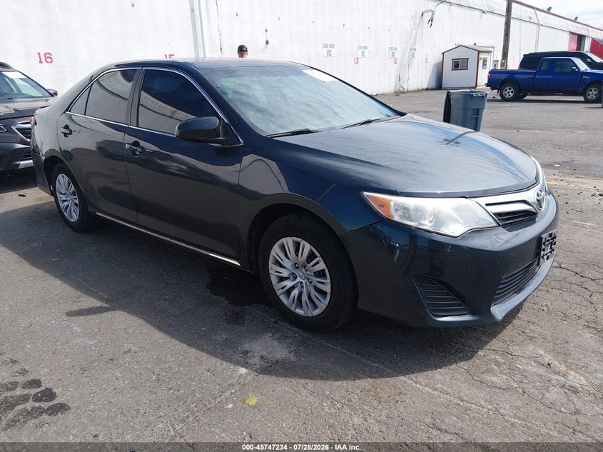 2014 TOYOTA CAMRY LE | 4T4BF1FK0ER426181 | UPCARS