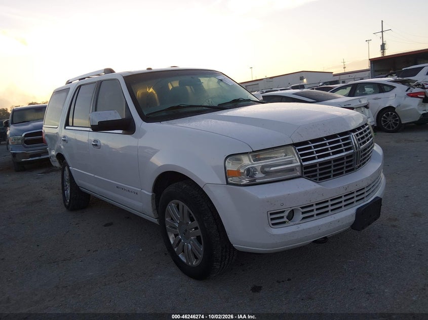 2013 LINCOLN NAVIGATOR | 5LMJJ2H57DEL03128 | UPCARS