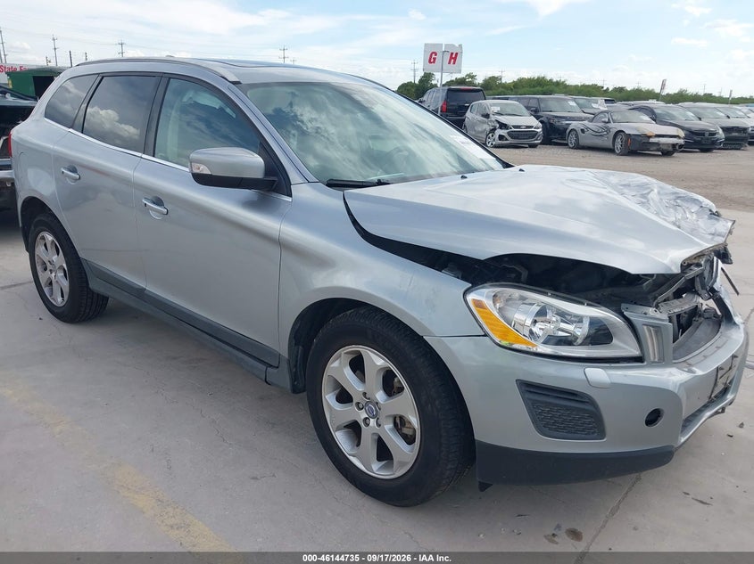 2013 VOLVO XC60 3.2/3.2 PLATINUM/3.2 PREMIER/3.2 PREMIER PLUS | YV4952DL6D2398847 | UPCARS