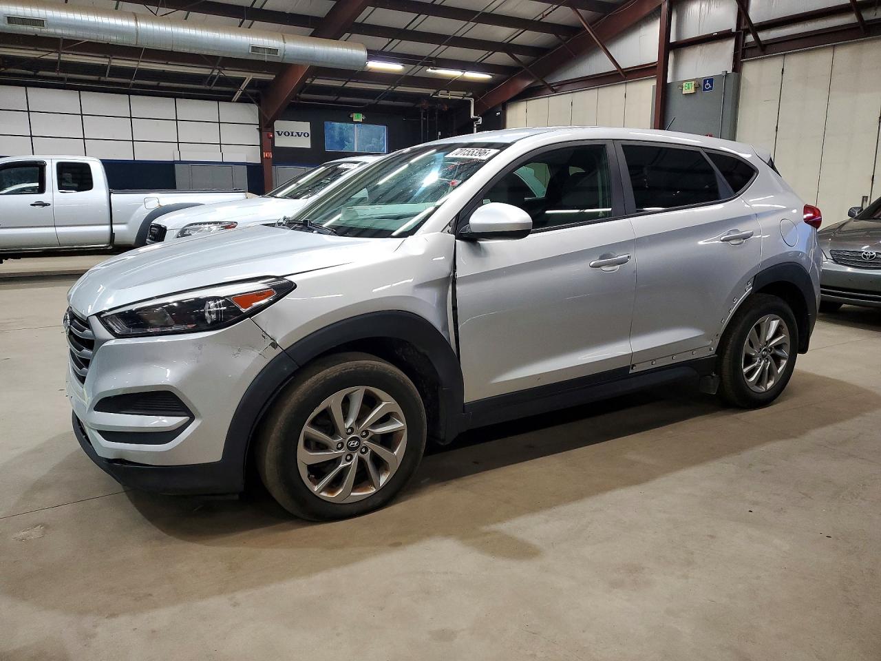 2018 HYUNDAI TUCSON SE | KM8J2CA41JU818344 | UPCARS