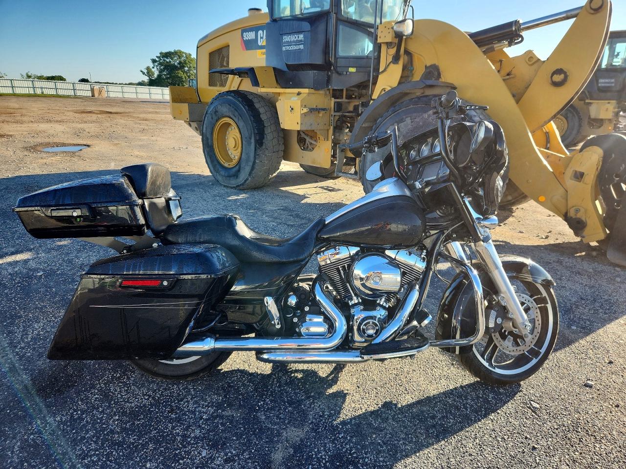 2016 HARLEY-DAVIDSON FL STREET GLIDE SPECIAL | 1HD1KRM12GB624398 | UPCARS