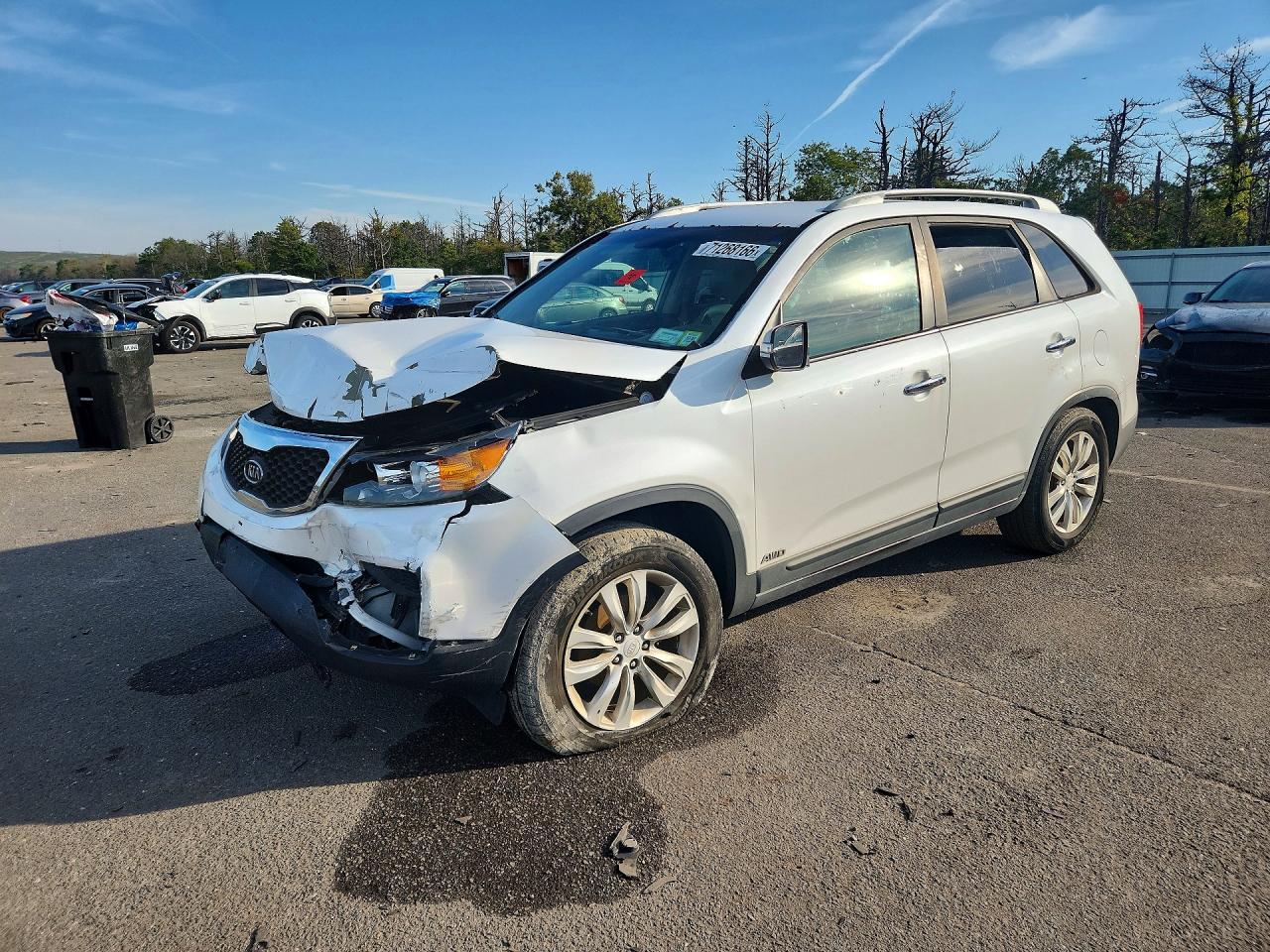 2011 KIA SORENTO EX | 5XYKUDA10BG111642 | UPCARS