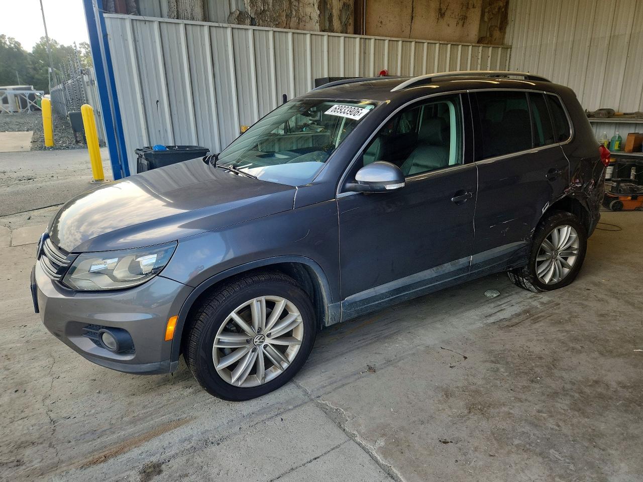 2016 VOLKSWAGEN TIGUAN S | WVGAV7AX4GW600274 | UPCARS