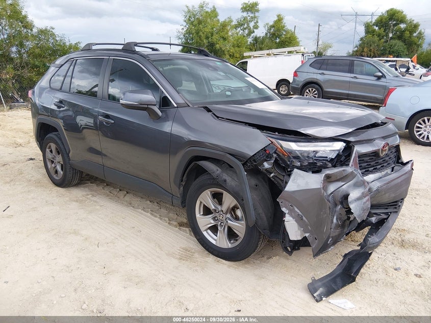 2024 TOYOTA RAV4 XLE | 2T3W1RFV2RC260408 | UPCARS