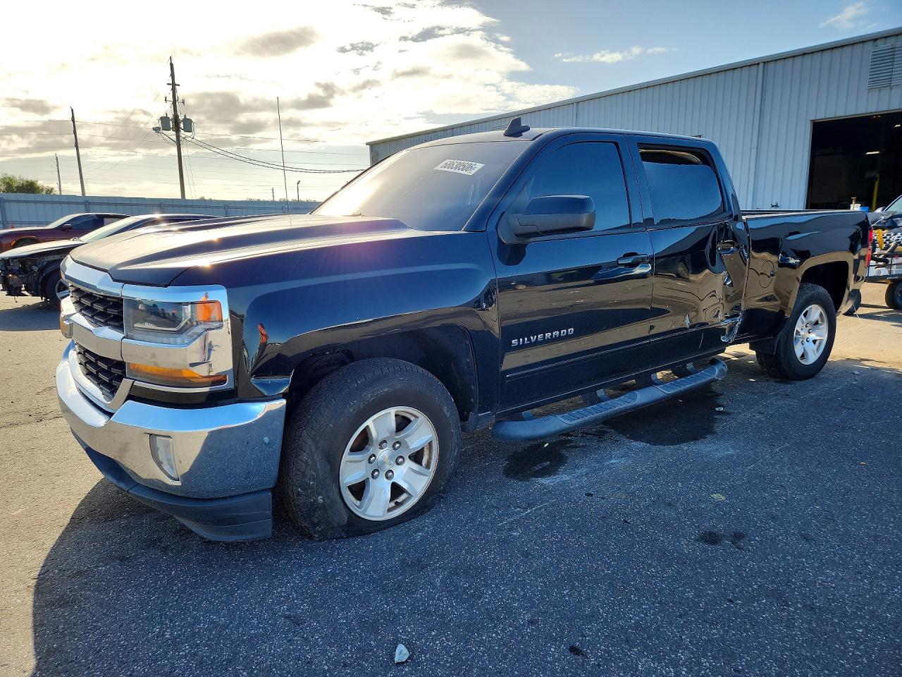 2017 CHEVROLET SILVERADO C1500 LT | 1GCPCREC6HF200368 | UPCARS