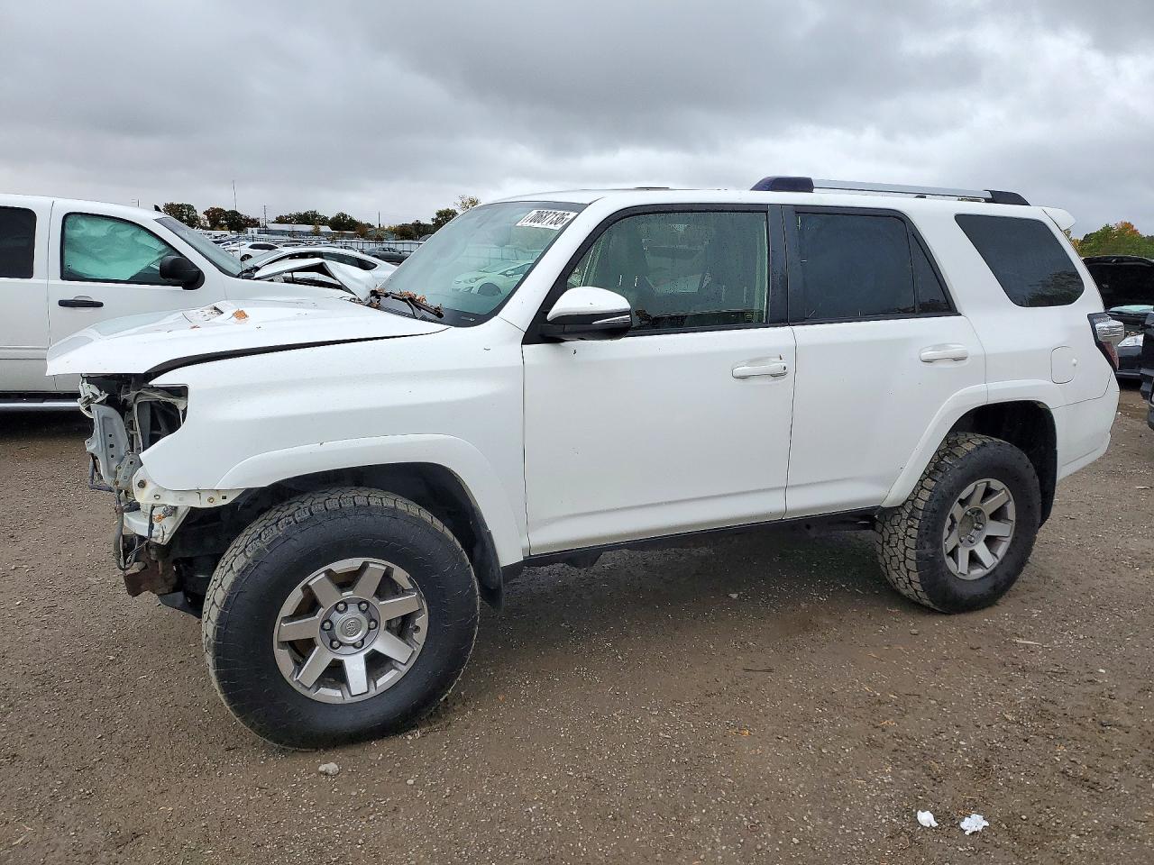 2015 TOYOTA 4RUNNER SR5 | JTEBU5JR0F5267721 | UPCARS