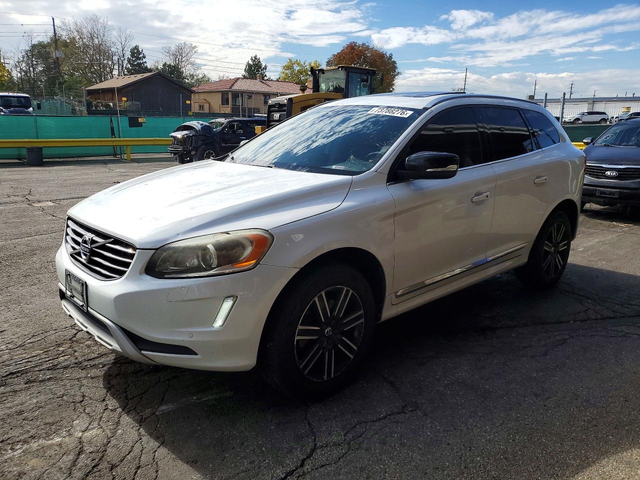 2017 VOLVO XC60 T5 DYNAMIC | YV440MRR3H2222328 | UPCARS