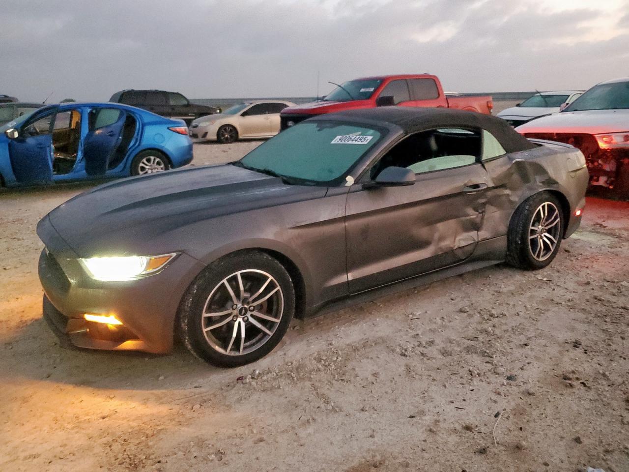 2015 FORD MUSTANG | 1FATP8UH8F5424938 | UPCARS