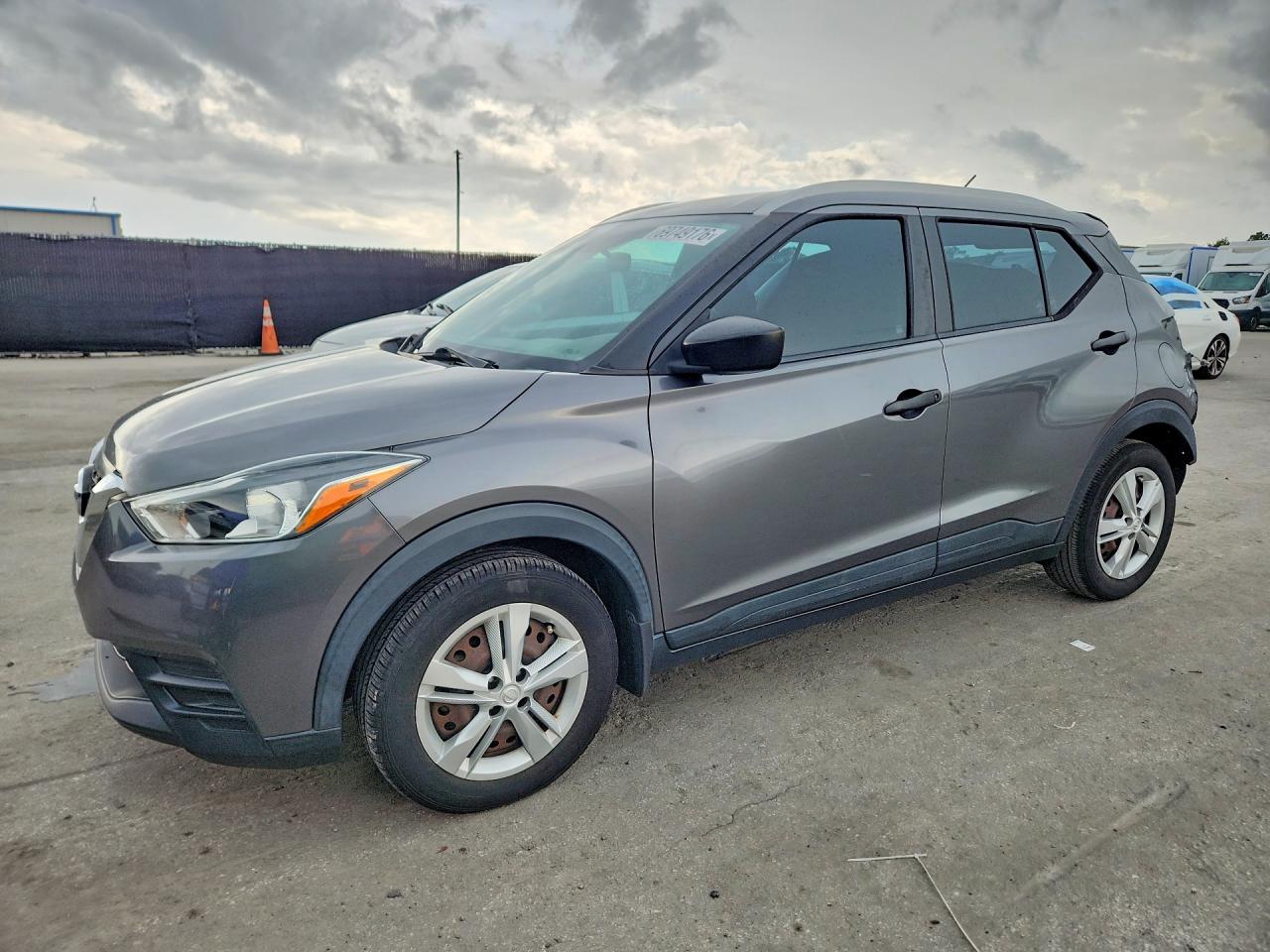 2019 NISSAN KICK S | 3N1CP5CUXKL536211 | UPCARS