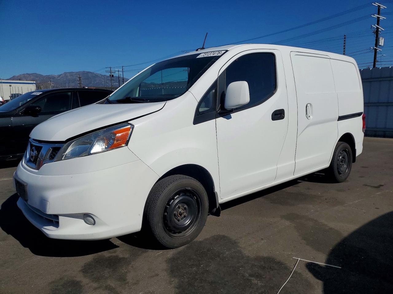 2015 NISSAN NV SV | 3N6CM0KN7FK729248 | UPCARS