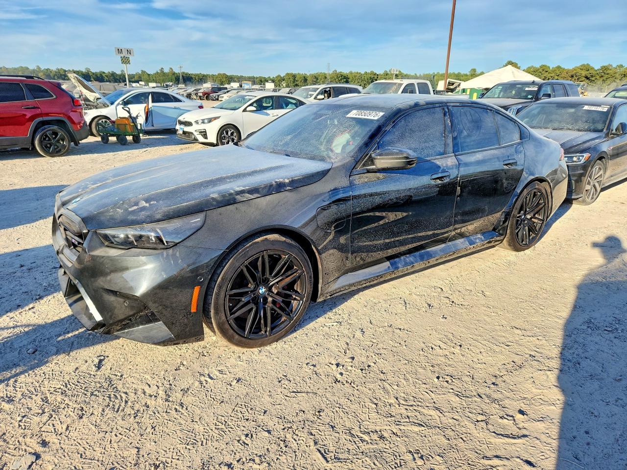 2025 BMW M5 | WBS83FK00SCT14543 | UPCARS