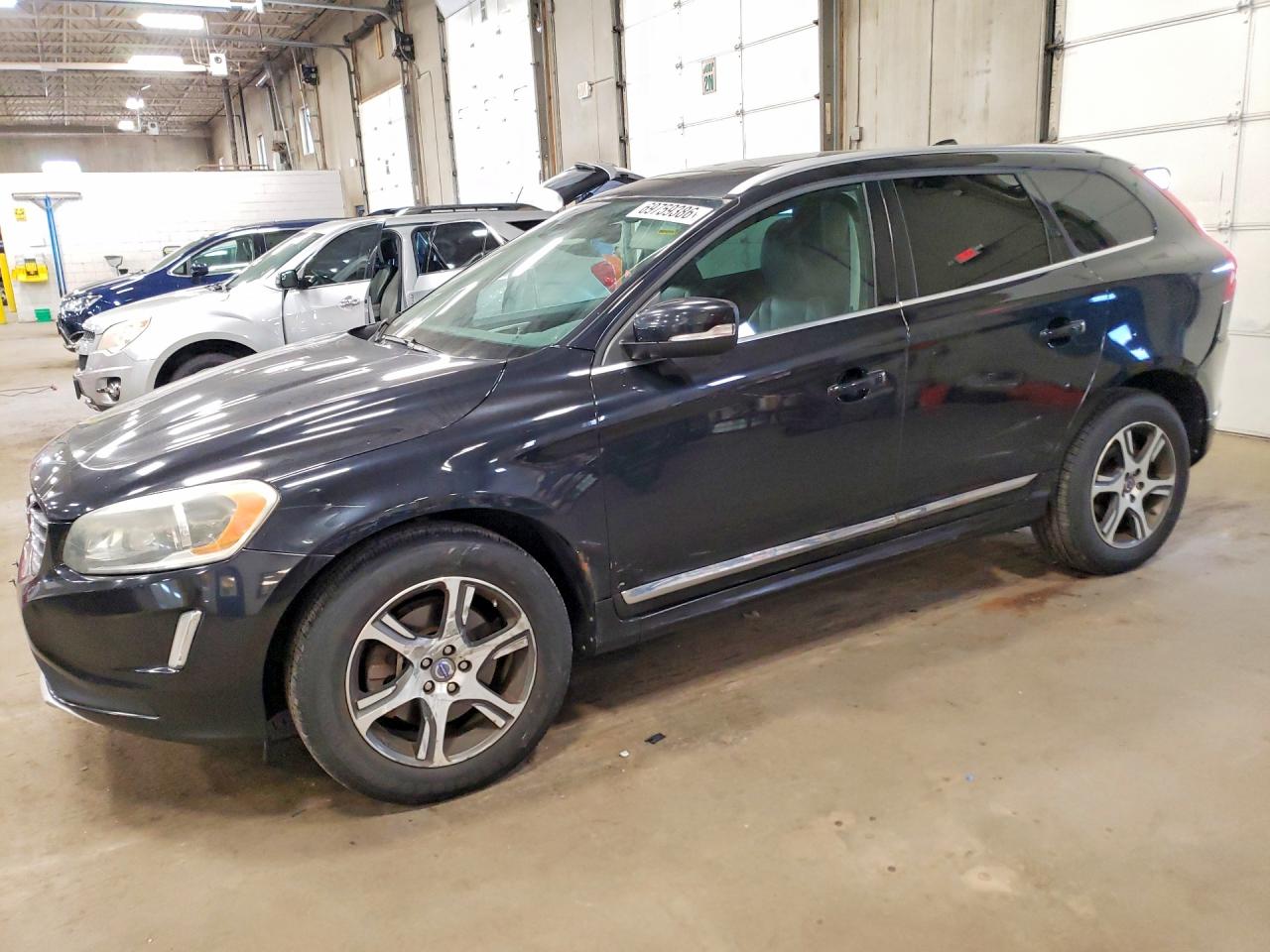 2015 VOLVO XC60 T6 PREMIER | YV4902RK4F2674721 | UPCARS