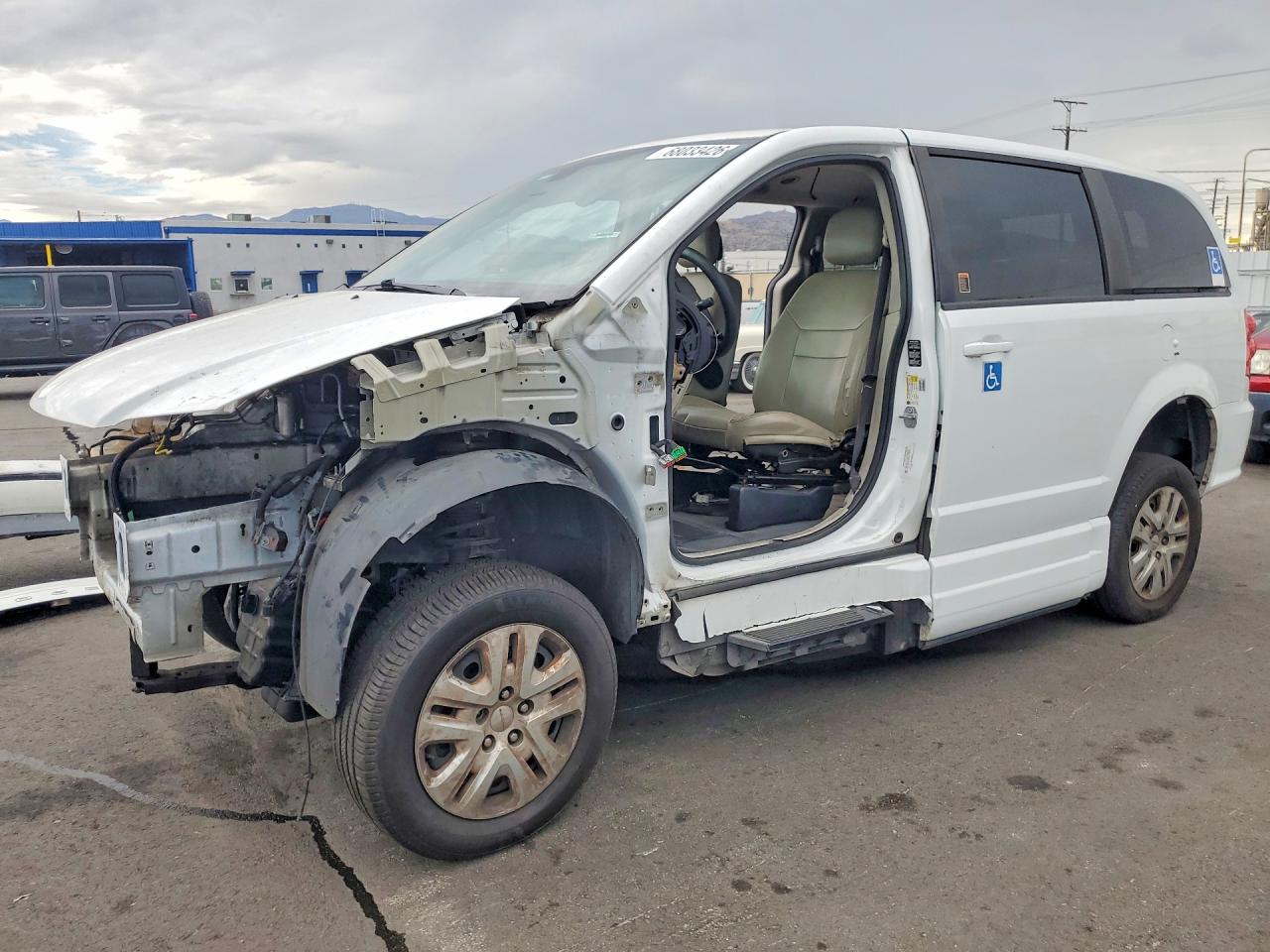 2018 DODGE CARAVAN SE | 2C4RDGBG4JR347482 | UPCARS