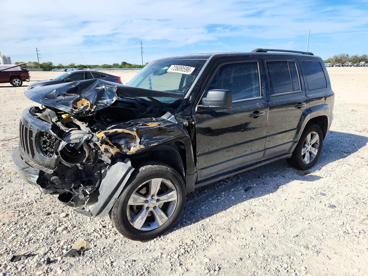 2013 JEEP PATRIOT LATITUDE | 1C4NJRFB8DD210571 | UPCARS