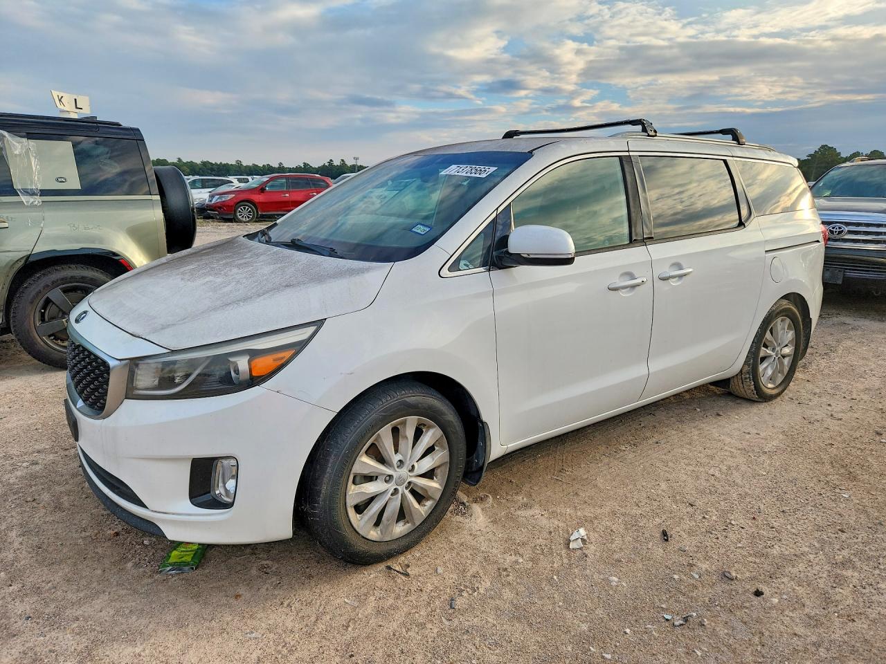 2016 KIA SEDONA EX | KNDMC5C15G6135301 | UPCARS