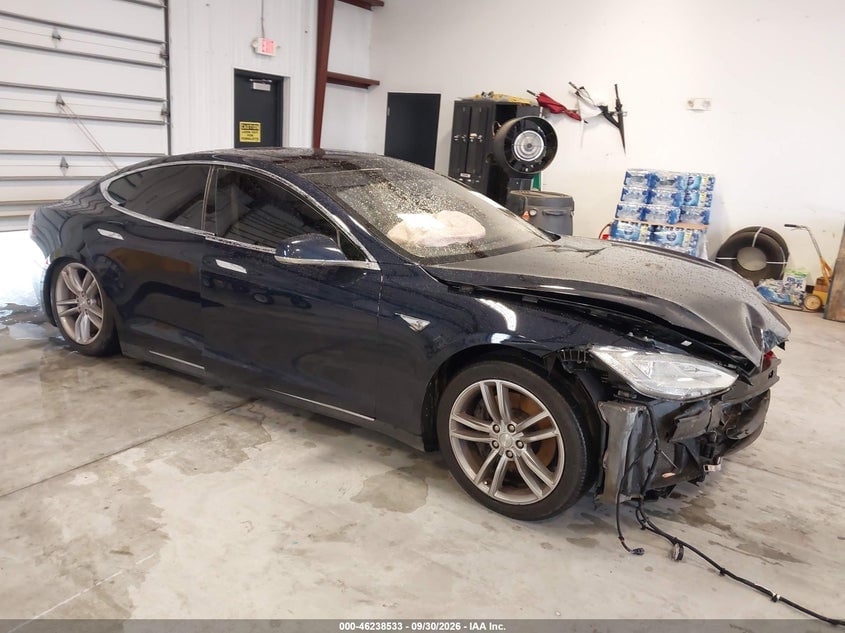 2013 TESLA MODEL S | 5YJSA1DN4DFP04517 | UPCARS