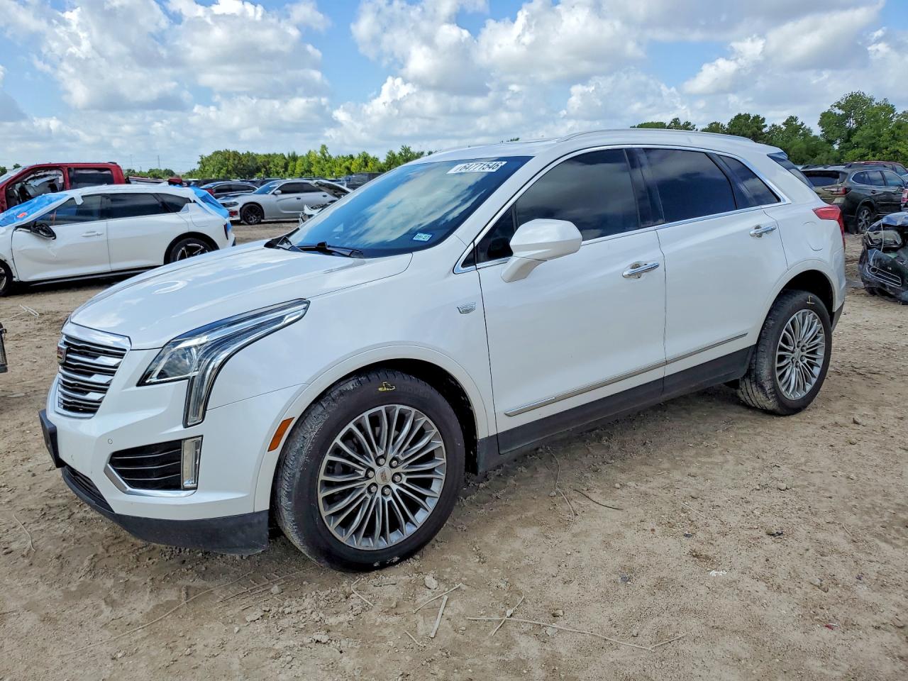 2017 CADILLAC XT5 LUXURY | 1GYKNDRS6HZ138469 | UPCARS