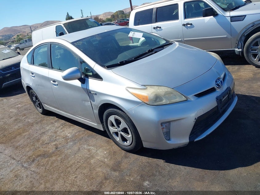 2013 TOYOTA PRIUS TWO | JTDKN3DU6D5685395 | UPCARS