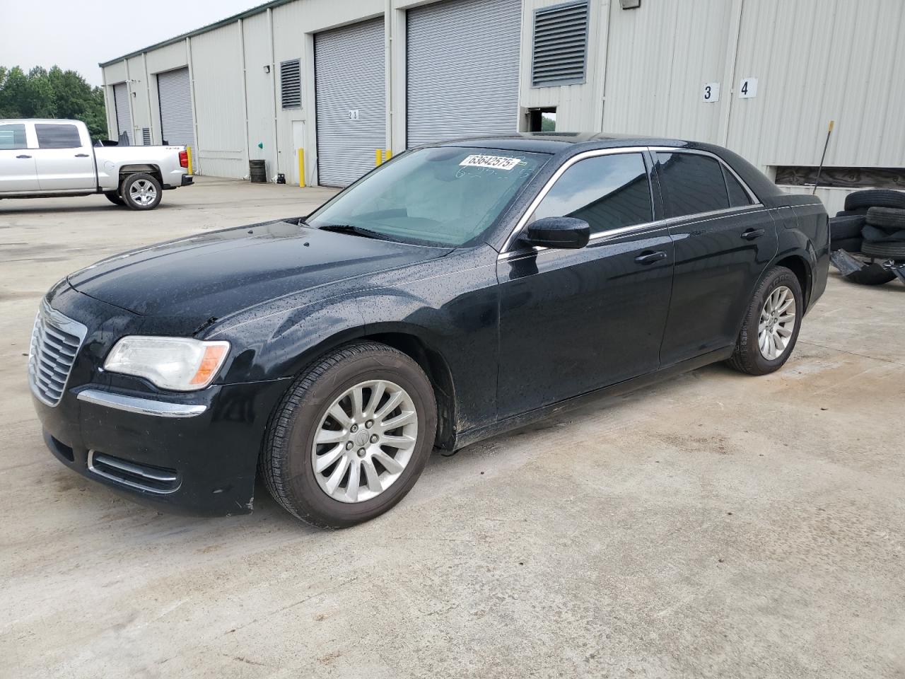 2014 CHRYSLER 300 | 2C3CCAAG8EH358105 | UPCARS