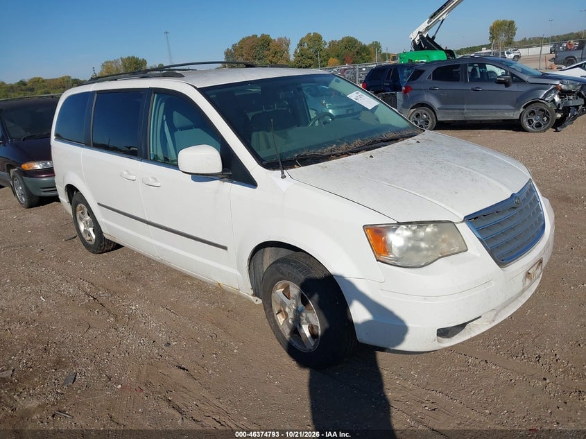 2010 CHRYSLER TOWN & COUNTRY TOURING | 2A4RR5D1XAR431511 | UPCARS