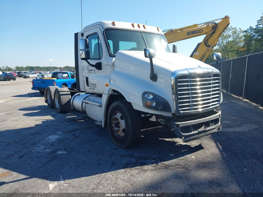 2018 FREIGHTLINER CASCADIA 125 | 1FUGGEDV1JLHB4045 | UPCARS