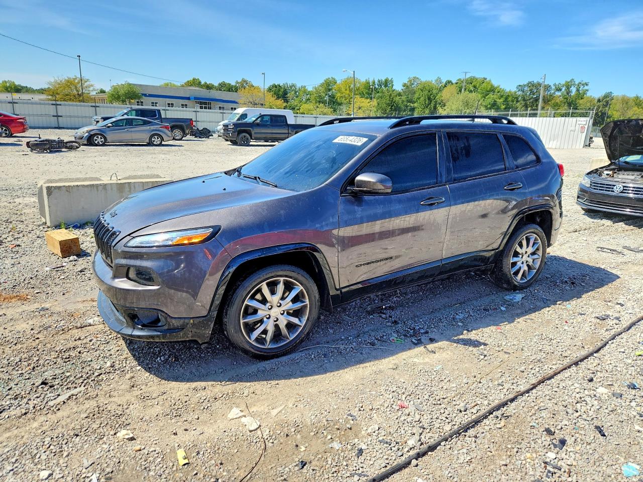 2018 JEEP CHEROKEE LATITUDE | 1C4PJLCB4JD587985 | UPCARS