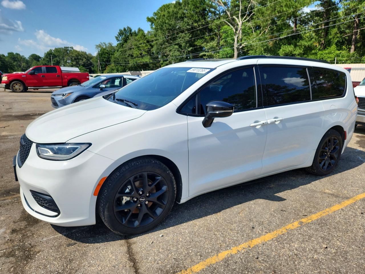 2024 CHRYSLER PACIFICA LIMITED | 2C4RC1GG7RR130416 | UPCARS
