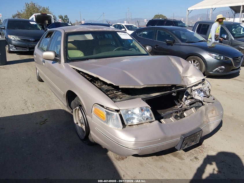 1998 FORD CROWN VICTORIA LX | 2FAFP74W3WX190986 | UPCARS