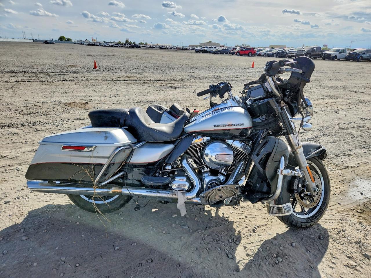 2015 HARLEY-DAVIDSON FL ULTRA LIMITED | 1HD1KEL17FB676120 | UPCARS