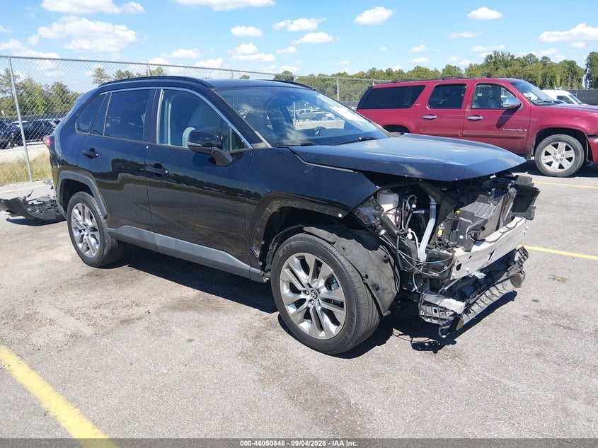 2021 TOYOTA RAV4 XLE PREMIUM | 2T3C1RFV1MC168993 | UPCARS