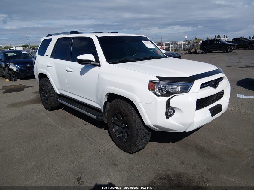 2022 TOYOTA 4RUNNER SR5 | JTEEU5JR8N5269972 | UPCARS