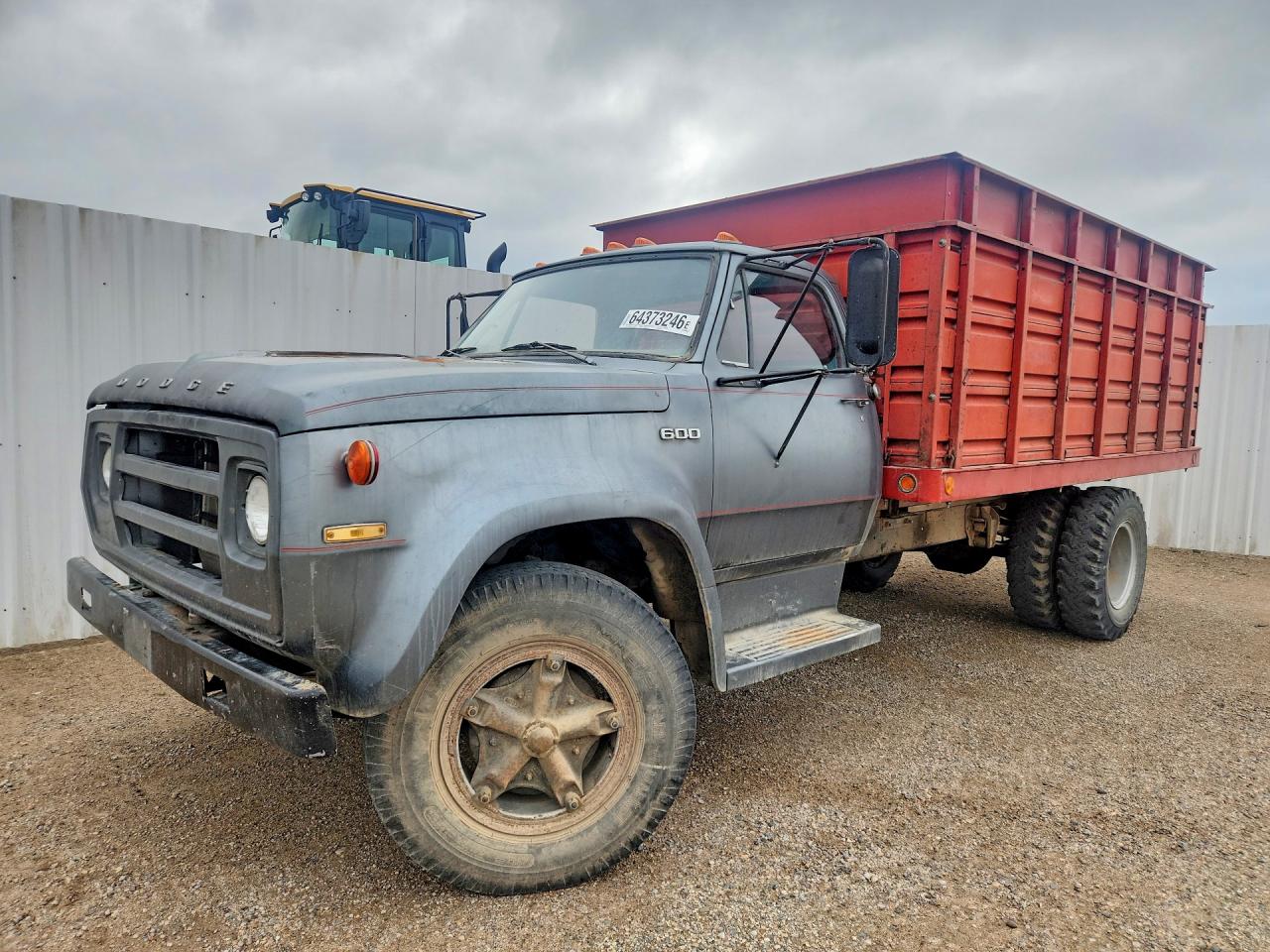 1974 DODGE UNKNOWN D600 GRAIN TRUCK | D61FL4J015998 | UPCARS